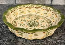 So-768098 Temptations Temp-tations By Tara Old World Green 10 Inch Round Pie Baking Dish Scalloped