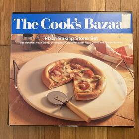 The Cooks Bazaar 646255580609 Pizza Baking Stone Set New Open Box 14.5 Inch