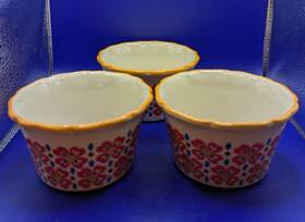 The Pioneer Woman 085081055552 7 Oz Stoneware Orange Scalloped Flea Market Ramekin - 3 Piece