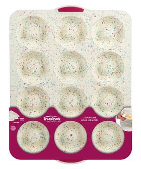 05121042 Trudeau Structure Silicone Confetti Fuchsia 12 Cavity Mega Donut Pan