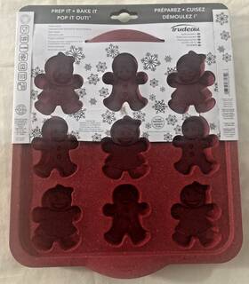 Trudeau 063562681629 Nwt Silicone Holiday Gingerbread Man Woman Cupcake Treat Pan 12 Inch X10 Red
