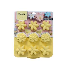 Trudeau 063562695688 9 Cavity Silicone Flower Cake Pan Baking Muffin Mold Yellow Easter New