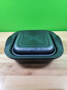 3657a-2 Tupperware Ultra Pro 2 Quart Bake Ware Pan With Lid Cover Freezer Oven Microwave Cake