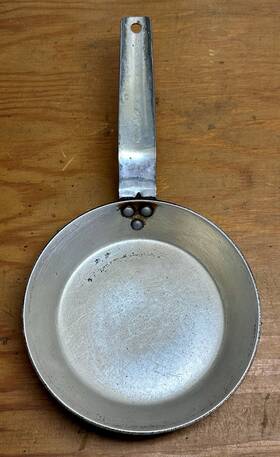2506 Wear-ever 2606 Vintage Aluminum Fry Pan Antique Alcoa Tacuco Camp Kitchen Ware