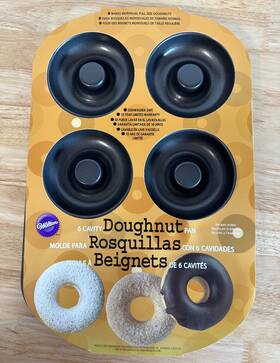 Wilton 070896405654 Bake It Better Non-stick Donut Pan
