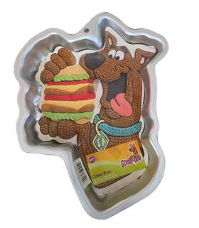 2105-3227 Wilton #2105-3227 Scooby-doo Cartoon Character With Hamburger Aluminum Cake Pan
