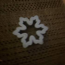 2310-592 Wilton Blue Snowflake Comfort Grip Holiday Cookie Cutter 2310-592 Wilton Blue Snowflake Comfort Grip Holiday Cookie Cutter