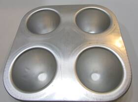 502-302 Wilton Old 1970s Four Large Egg Muffin Cake Aluminum Bake Pan Food Mold 502-302 Wilton Old 1970s Four Large Egg Muffin Cake Aluminum Bake Pan Food Mold