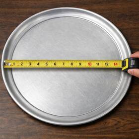 Apzt-14 Winco 14 Inch Pizza Pan Aluminum Wide Rim Commercial Restaurant Bakeware