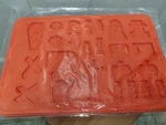 The Pampered Chef Halloween Cookie Mold 100135 Flexible Silicone Orange. Fixed Price $8.75.