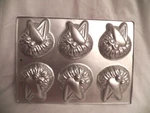 Wilton Big Bird Mini 6 Cavity Sesame Street Cake Pan Mold 2105-2384 Vintage 1984. Fixed Price $5.87.