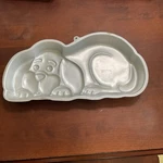 Vintage 1986 Wilton Puppy Dog Cake Pan 2105-2430. Fixed Price $10.99.