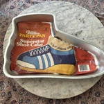 1979 Wilton Superstar Shoe Sneaker Cake Pan Mold #502-1964 W/insert. Fixed Price $15.99.