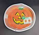 1995 Wilton Retired Jack-o-lantern Pumpkin Halloween Cake Baking Pan (2105-3068). Fixed Price $12.99.