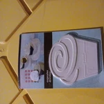 *new* White Cupcake Divider Sweet Creations, Bradshaw Inc.. Fixed Price $5.99.