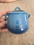 Le Creuset Heritage Blue Stoneware Bean Soup Pot With Lid 13-20. Fixed Price $54.95.
