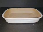 Pampered Chef Vanilla Stoneware Casserole Baking Dish Family Heritage 9" X 13". Fixed Price $44.99.