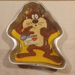 New Vtg Wilton 1995 Looney Tunes Tasmanian Devil Cake Pan Mold 2105-1236 Taz. Fixed Price $12.99.