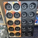 Wilton Mini Fluted Tube Pan Premium Non-stick Mega 20-CAVITY. Fixed Price $15.90.