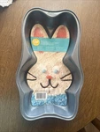 Wilton Easter Bunny Head Cake Pan Bow Tie Non Stick Dishwasher Safe 12X7" New. Fixed Price $14.99.