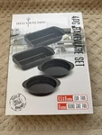 Hell's Kitchen 4PC Bake Ware Set 2 11.5 Loaf Pan & 11IN Round Cake Nostick. Fixed Price $28.00.