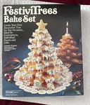 Festivi Trees Bake Set. Fox Run/usa. Christmas Holiday Nib. Fixed Price $15.99.
