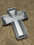 Wilton 502-2502 Cross Shaped Aluminum Cake Pan Mold. Fixed Price $8.00.