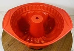 Silicone Baking Form Fluted Round Bundt Cake Pan Mold Red. Fixed Price $9.79.