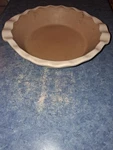 Pampered Chef Family Heritage Stoneware 9" Pie, Deep Dish, Vanilla Glaze. Fixed Price $22.99.