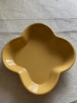Chantal 2004 Talavera Collection Bold Yellow Baking Dish Quart Cap.. Fixed Price $35.00.