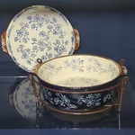 Temptations Floral Lace 2 Qt Blue Ceramic Round Baking Dish With Lid Oven Safe. Fixed Price $33.00.