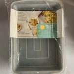 Wilton Recipe Right Non-stick Rectangle Cake Pan With Cover 13 X 9 2 In Steel. Fixed Price $12.60.