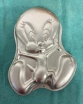 Vintage 1998 Wilton Cake Pan Baking Mold Tweety Bird Looney Tunes #2105-3201 Euc. Fixed Price $8.50.