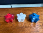 Le Creuset Of 3 Star Stoneware Red White Blue Ramekins & Lids July 4TH Euc. Fixed Price $89.99.