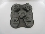 Nordic Ware Hungry Animal Mold Pan Heavy Cast Aluminum 3 Cups Usa. Fixed Price $14.99.