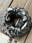 Nordic Ware Holiday Wreath Pan Bundt Cake Christmas Holly Pine Cones Made Usa. Fixed Price $18.74.
