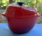 Creuset Cerise Apple Covered Casserole Cocotte Stoneware Unused. Fixed Price $79.95.