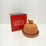 Vtg 1992 New Boston Warehouse Terra Cotta Garlic Baker Dish With Domed Lid Cover. Fixed Price $15.99.