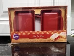 New Wilton Mini Press Rectangle Hand Pocket Pies Snack Dessert. Fixed Price $5.99.