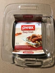 Pyrex Easy Grab 2-QUART Square Oven-safe Clear Glass Baking Dish 2QT / 19.L. Fixed Price $99.99.