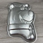 Wilton Yogi Bear Cake Pan Mold Hanna Barbera Vintage 1975 Model 502-178 Baking. Fixed Price $10.99.