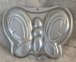 Wilton 2003 Butterfly Aluminum Cake Pan #2105-2079. Fixed Price $12.95.