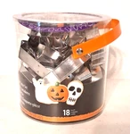 Wilton Halloween Metal Cookie Cutter Set With 18 Shapes Nib. Fixed Price $18.00.