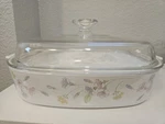 Corningware A-10-B 2.5L Floral Rectangle Casserole Dish W/ Glass Lid Handle. Fixed Price $40.00.