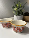 Pioneer Woman Set Of 2 Flea Market Scalloped 7-OUNCE 4-INCH Ramekins. Fixed Price $15.50.