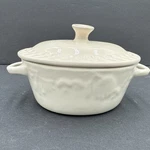 Vintage Signature Pottery Small Crock W/lid 5 3/4 Casserole Serving Dish. Fixed Price $29.00.