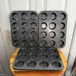 Lot Of 3 Nonstick Dozen Cupcake Muffin Pans Cottage Farm At Home Baker Gifts. Fixed Price $29.99.
