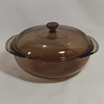 Vintage Pyrex 024 2L Amber Brown Glass Bowl Casserole Dish With 624C D-1 Lid. Fixed Price $17.49.