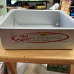 Fat Daddio's Pro Series Bakeware Removable Bottom Cake Pan Square 9X9X3 Inch New. Fixed Price $25.99.