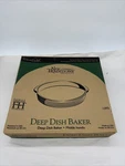 Pampered Chef Green 11" Deep Dish Baker 1393 Family Heritage Stoneware. Fixed Price $34.99.